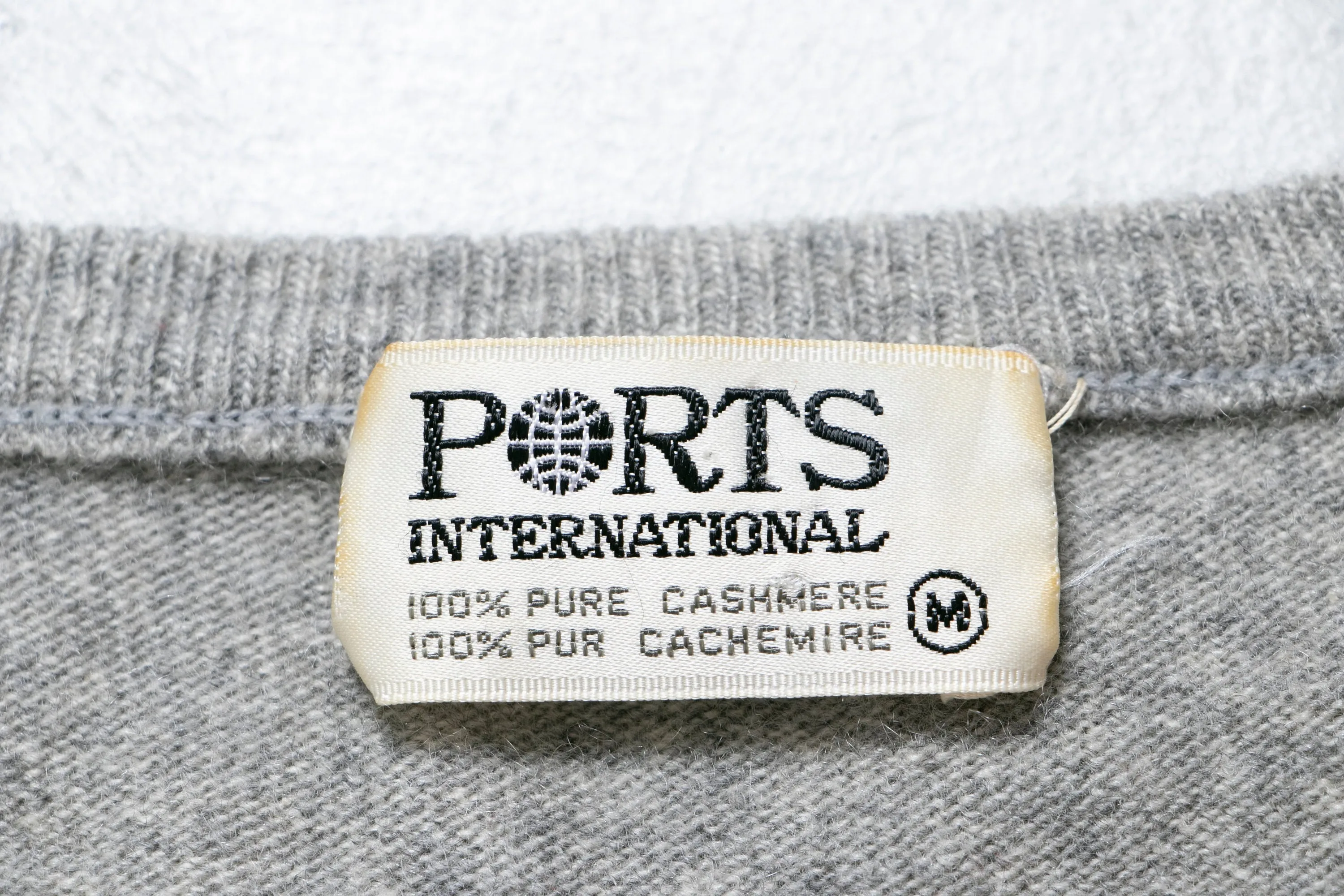 1970s Sweater CASHMERE Grey Knit V Neck Pullover Small