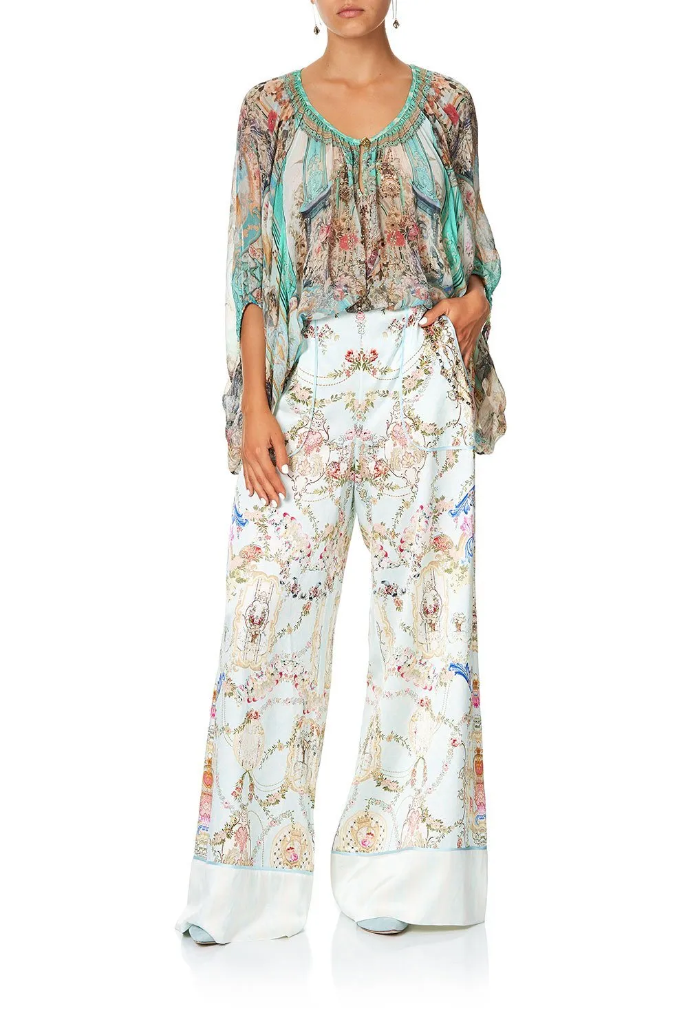 BLOUSE WITH KEYHOLE FRONT I DREAM OF MARIE