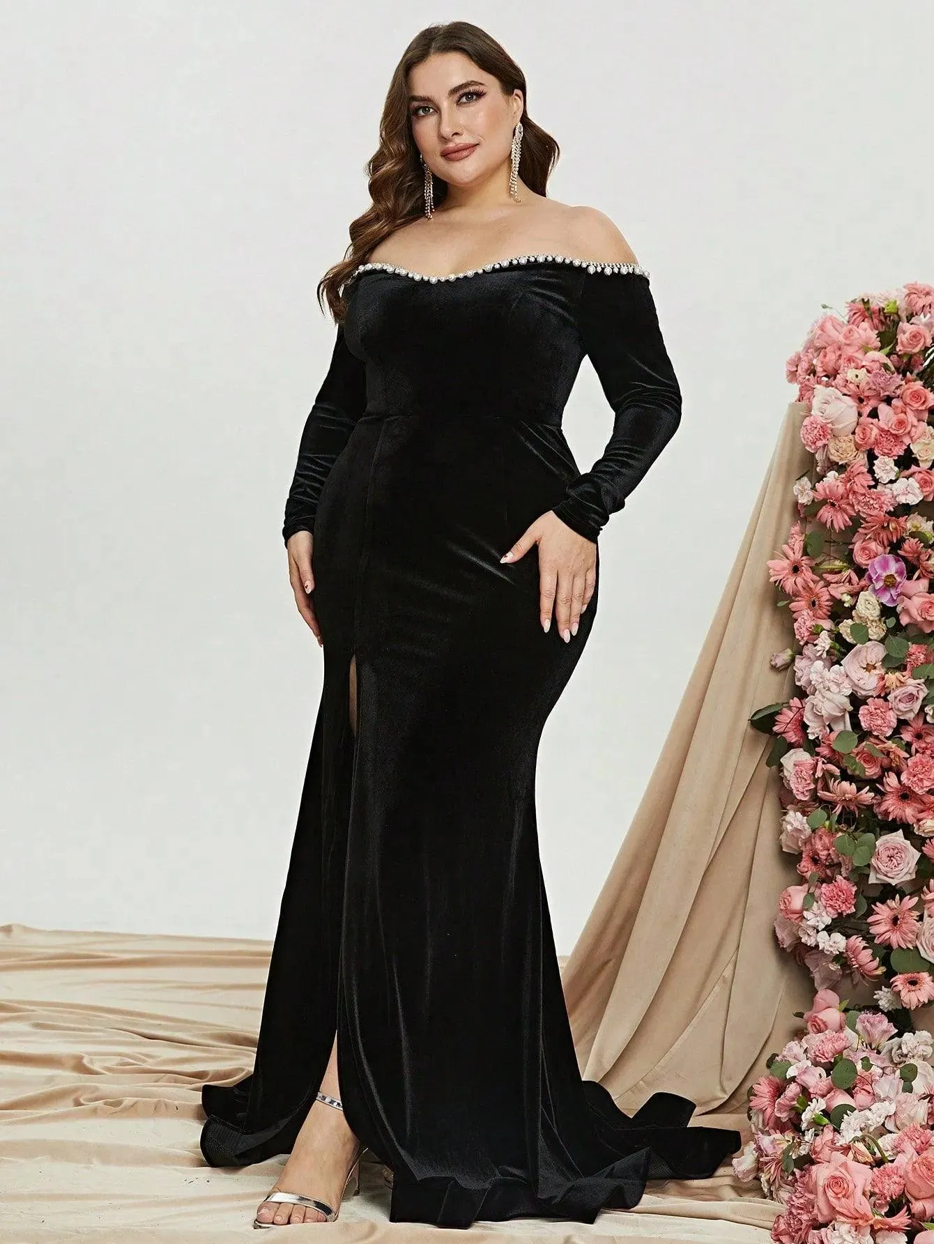 Plus Off Shoulder Split Thigh Velvet Mermaid Dress