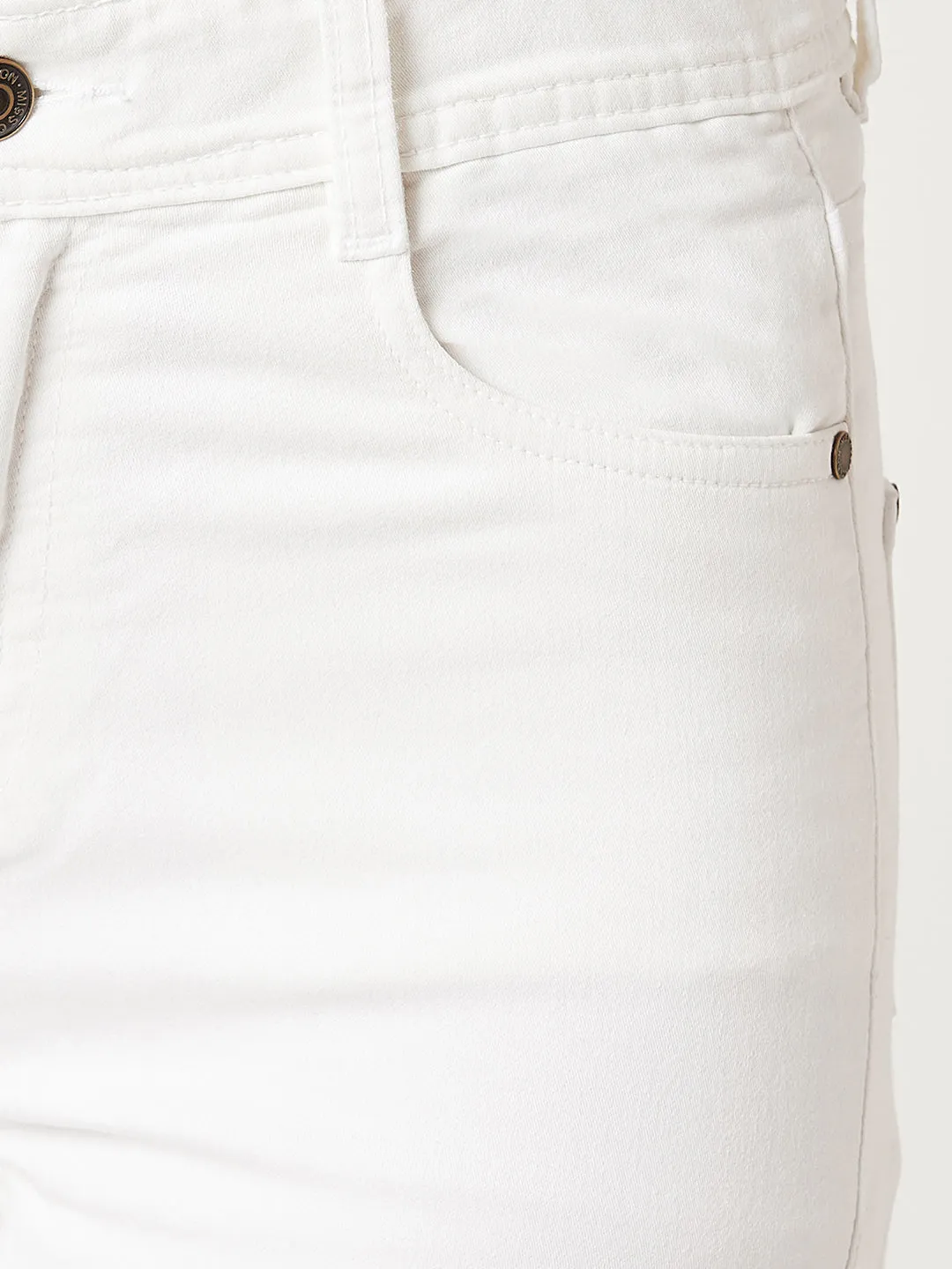Women's White Skinny High Rise Clean Look Knee Slit Bleached Regular Length Stretchable Denim Jeans